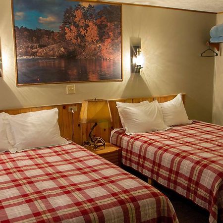 High Country Motel And Cabins Кук Сити Екстериор снимка
