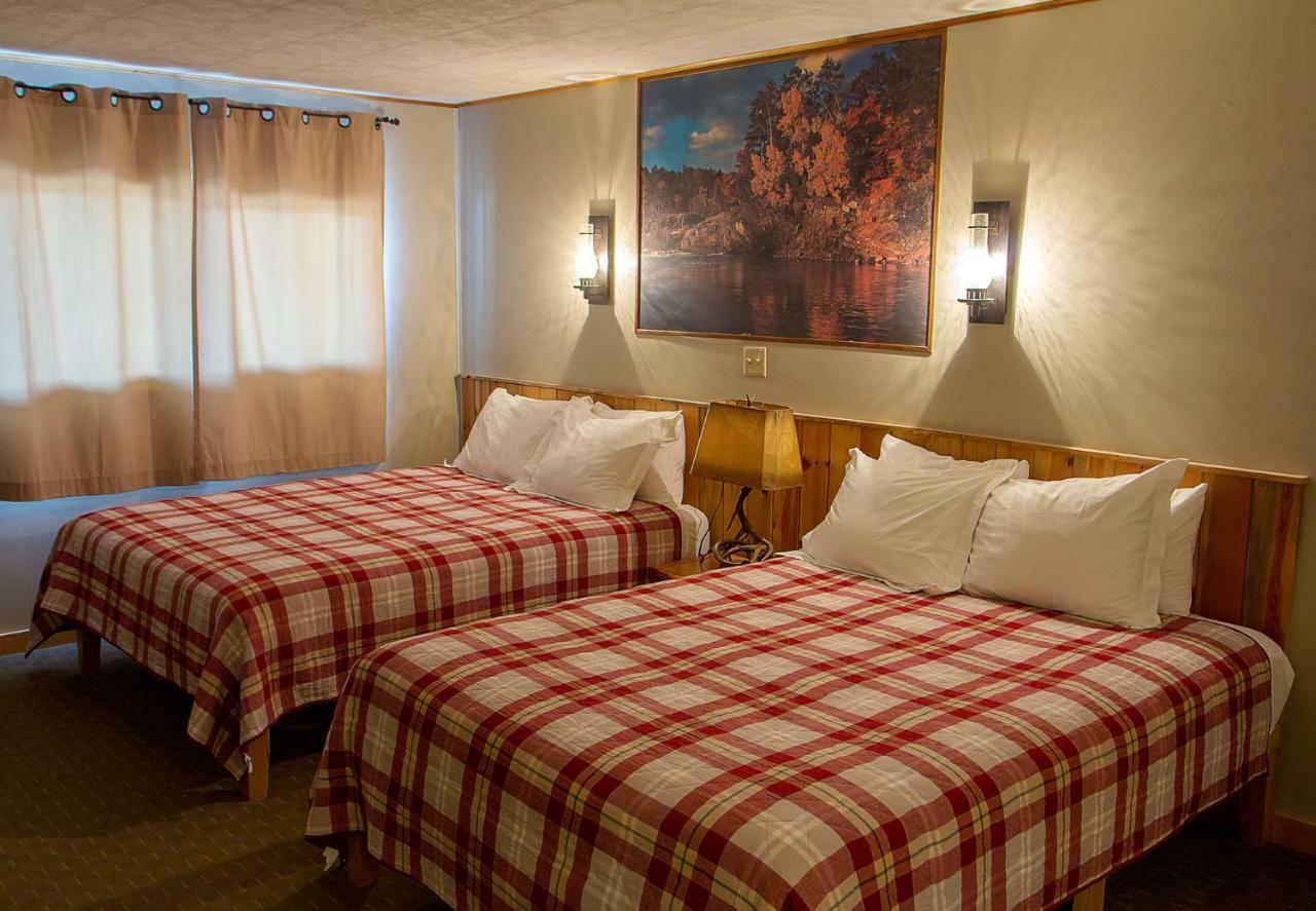 High Country Motel And Cabins Кук Сити Екстериор снимка