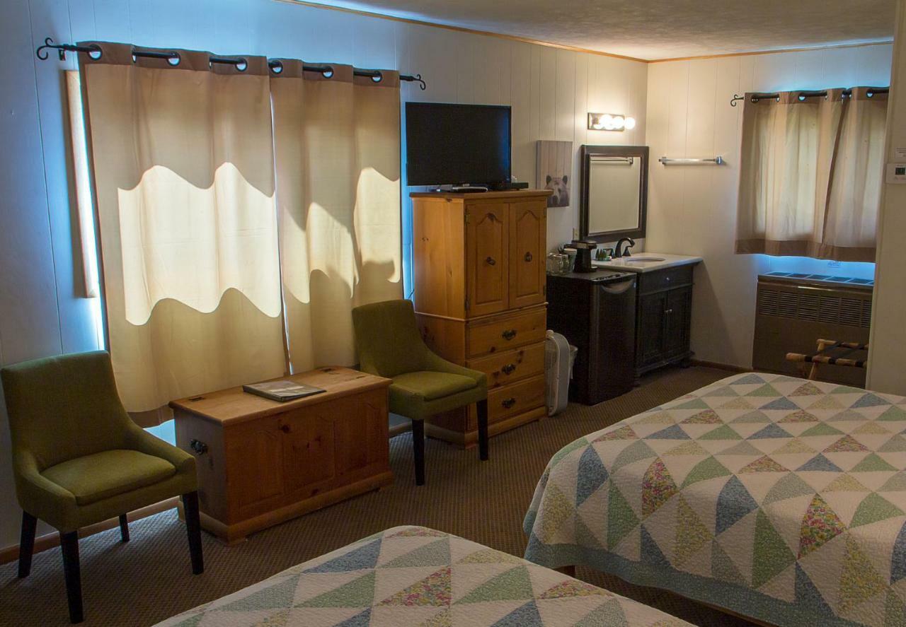 High Country Motel And Cabins Кук Сити Екстериор снимка