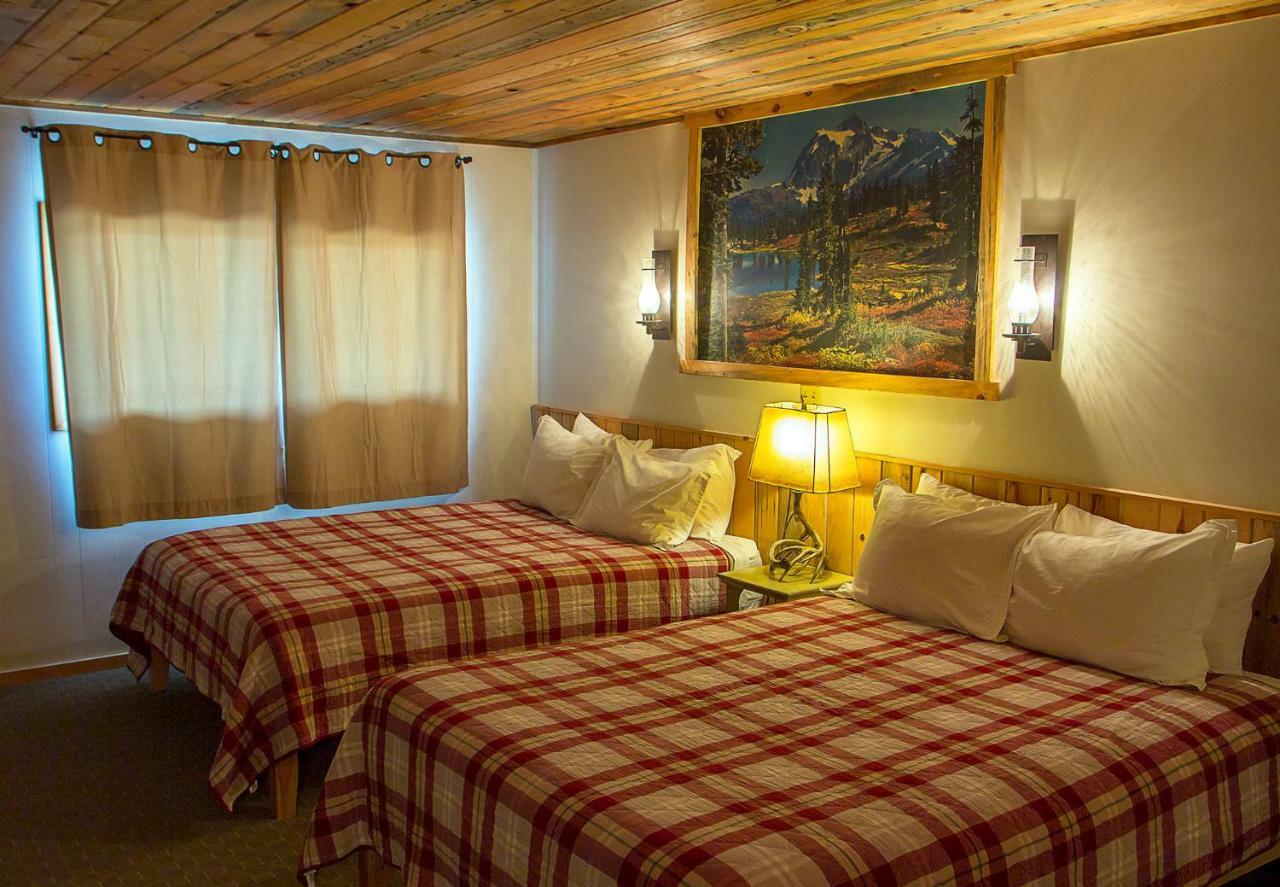 High Country Motel And Cabins Кук Сити Екстериор снимка