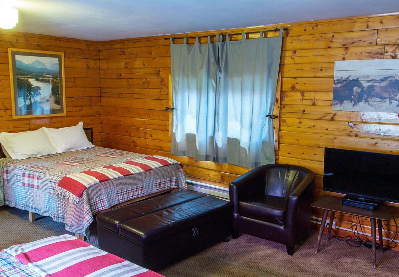 High Country Motel And Cabins Кук Сити Екстериор снимка
